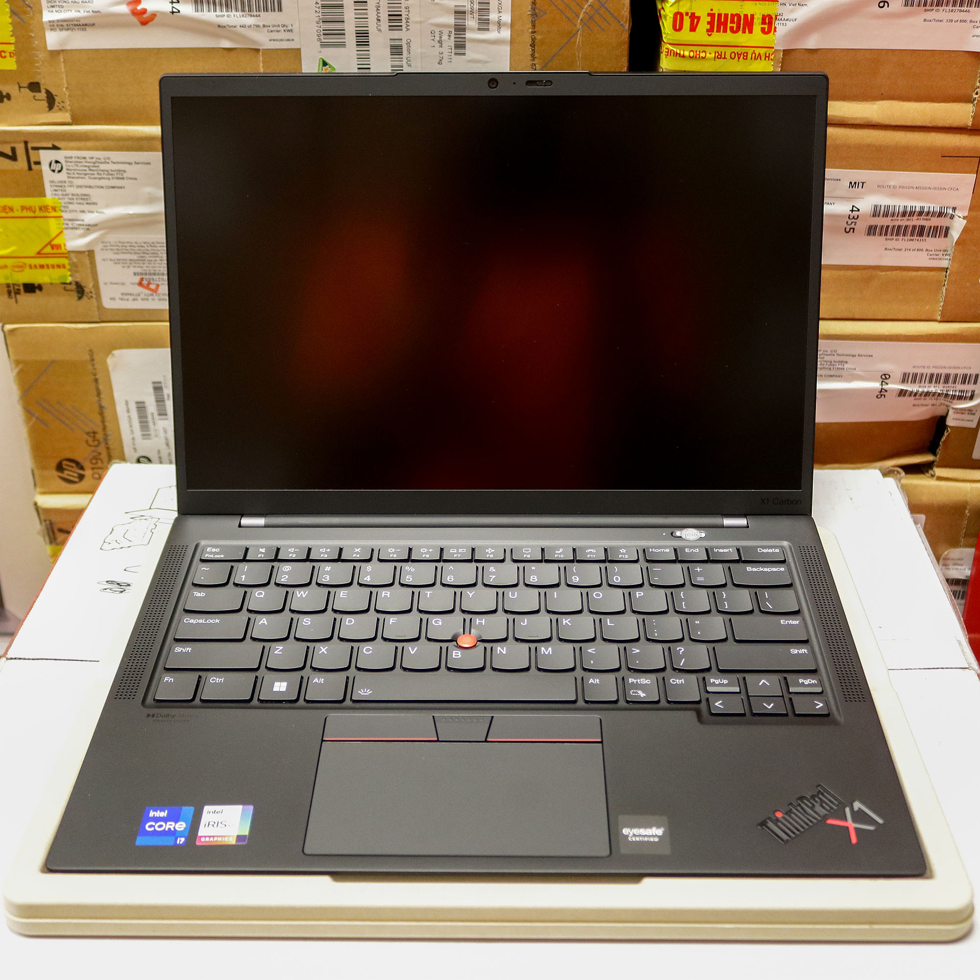 Hình ảnh chi tiết Laptop Lenovo Thinkpad X1 Carbon Gen 10 I7-1255U/ 16GB/ 512GB SSD/21CBS15Q00 - Ảnh số 2