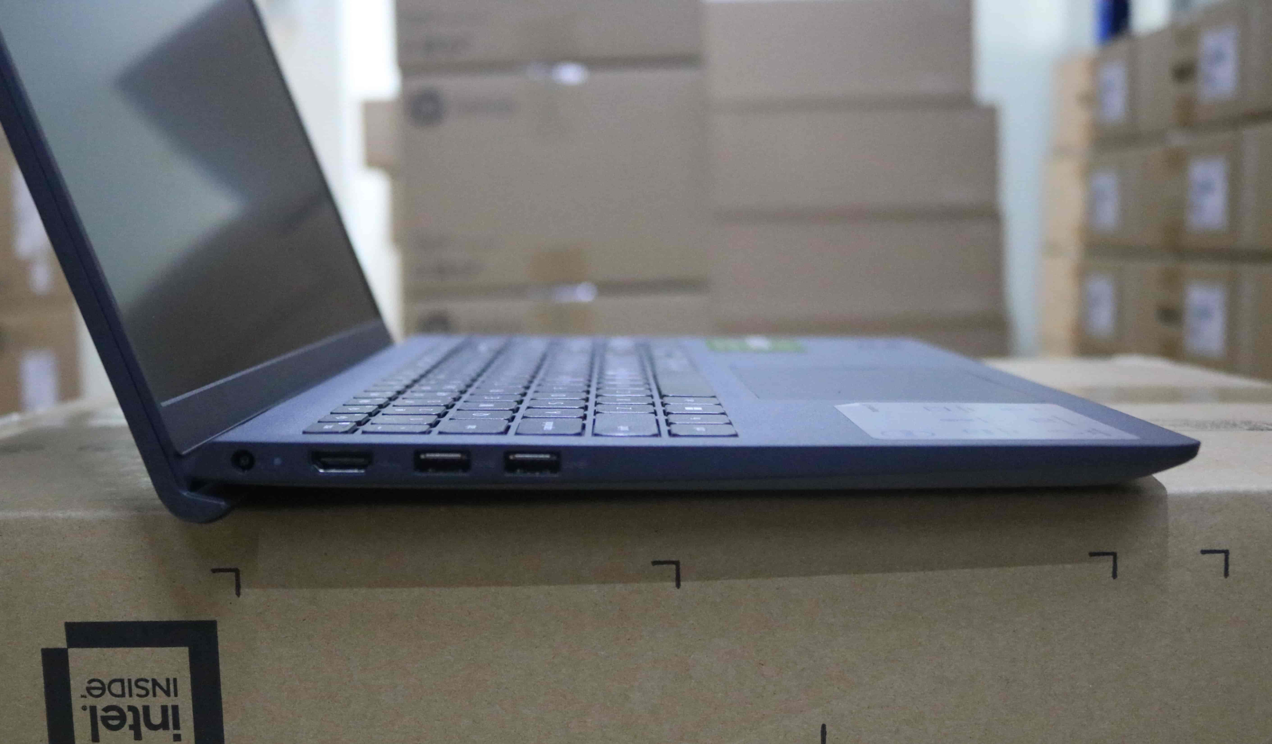 Hình ảnh chi tiết Laptop Dell Inspiron 15 3520 I3-1215U/8GB/ 512GB SSD/15.6INCH FHD/ OFFICEHS21/ WIN 11 HOME/ 71003264 - Ảnh số 3