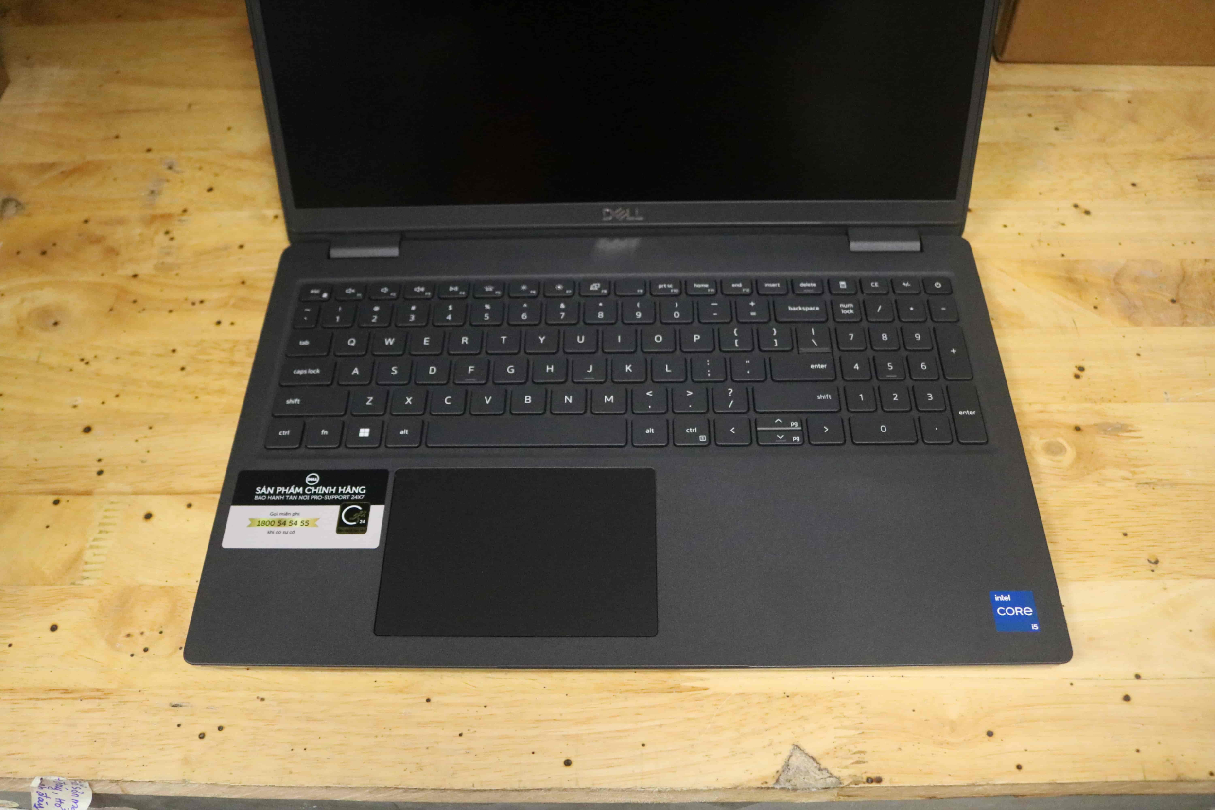 Hình ảnh chi tiết Laptop Dell Latitude 3520 i5-1135G7/ 8GB/ 256GB SSD/ 15.6" FHD/ FEDORA - 70251594 - Ảnh số 3