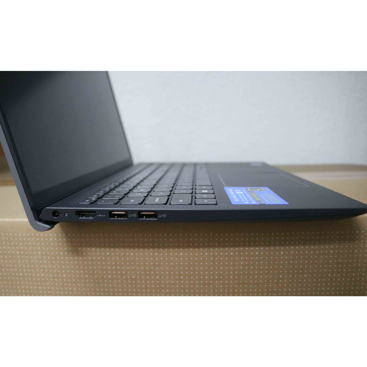 Hình ảnh chi tiết Laptop Dell Inspiron 15 3520 (N3520-I3U082W11BLU) - Ảnh số 4