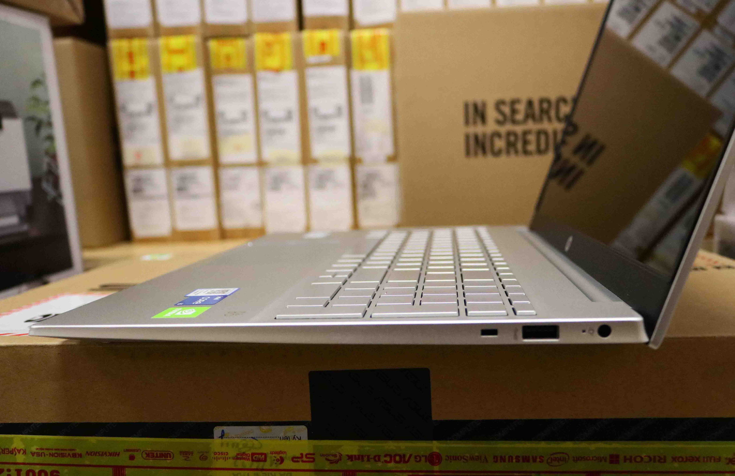 Hình ảnh chi tiết Laptop HP Pavilion 15-EG2063TX (7C0Q2PA) - Ảnh số 3