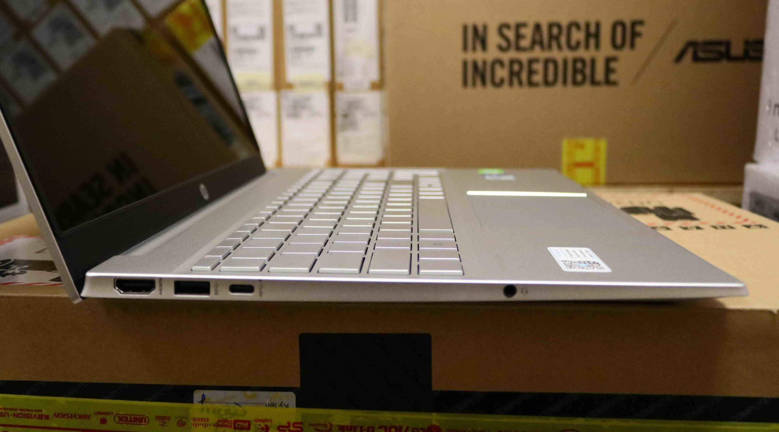 Hình ảnh chi tiết Laptop HP Pavilion 15-EG2063TX (7C0Q2PA) - Ảnh số 4