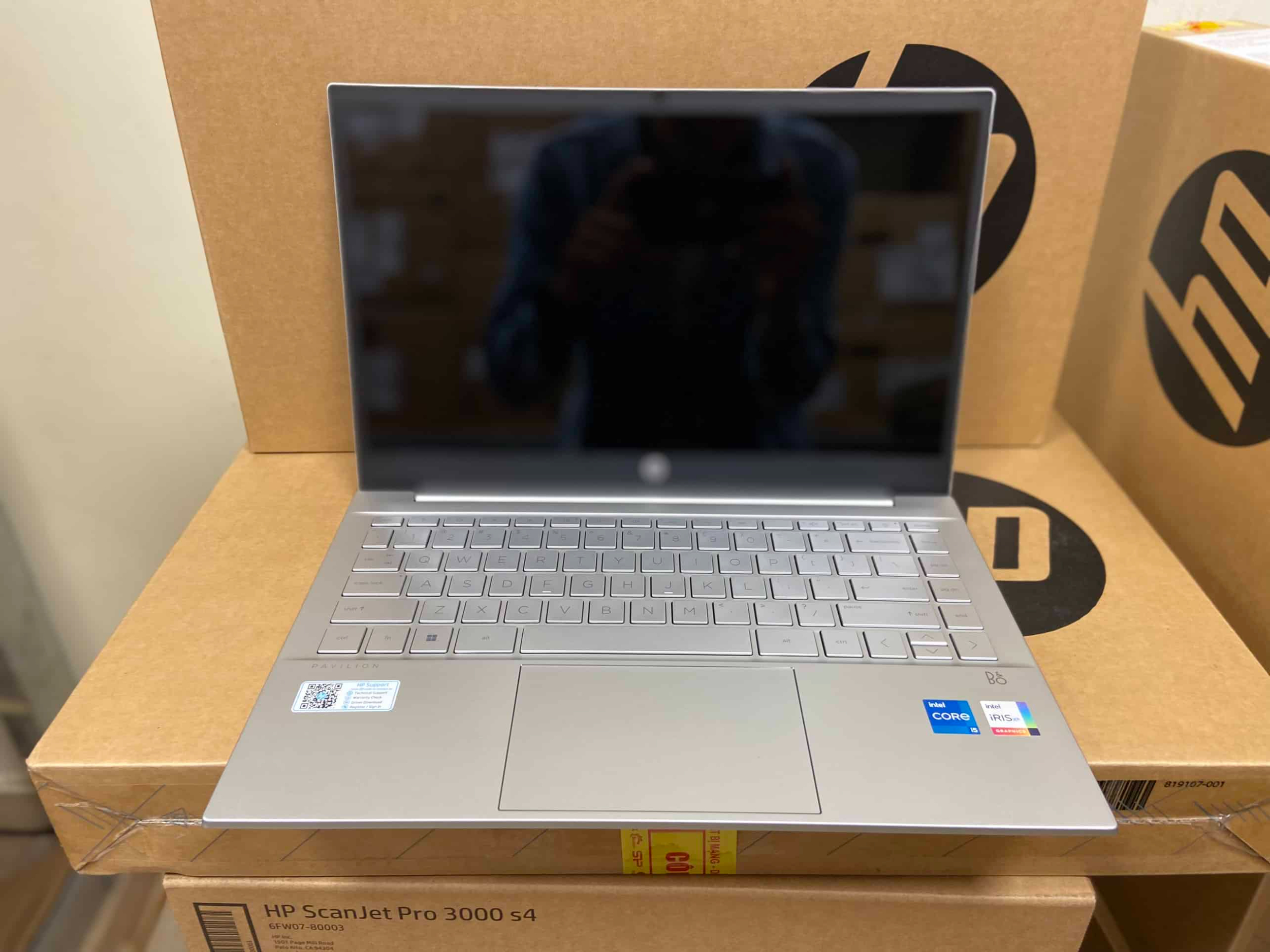 Hình ảnh chi tiết Laptop HP Pavilion 14-DV2070TU (7C0V9PA) - Ảnh số 3