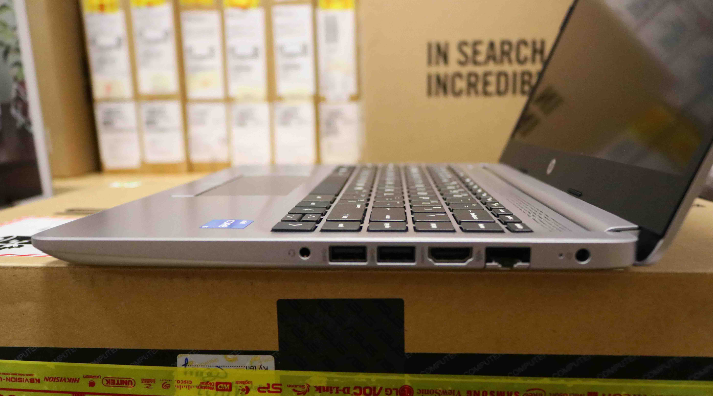 Hình ảnh chi tiết Laptop HP 240 G9 (6L1Y3PA) - Ảnh số 7