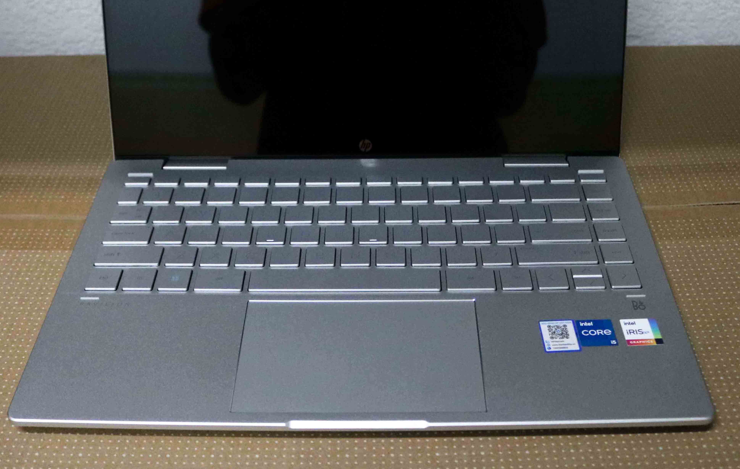 Hình ảnh chi tiết Laptop HP Pavilion X360 14 Touch (7C0W5PA) - Ảnh số 2