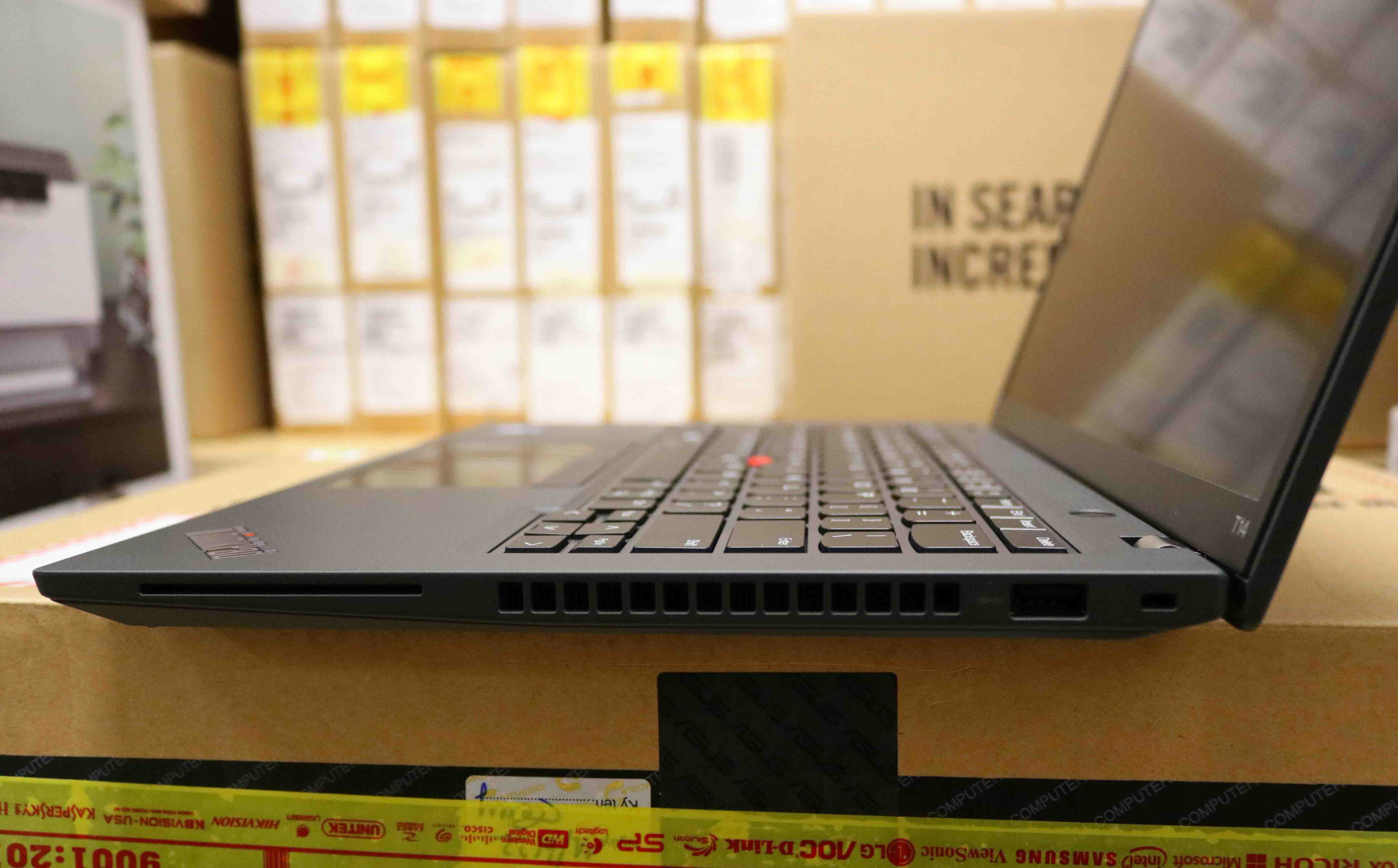 Hình ảnh chi tiết Laptop Lenovo ThinkPad T14 G3 (21AH008PFQ) - Ảnh số 4