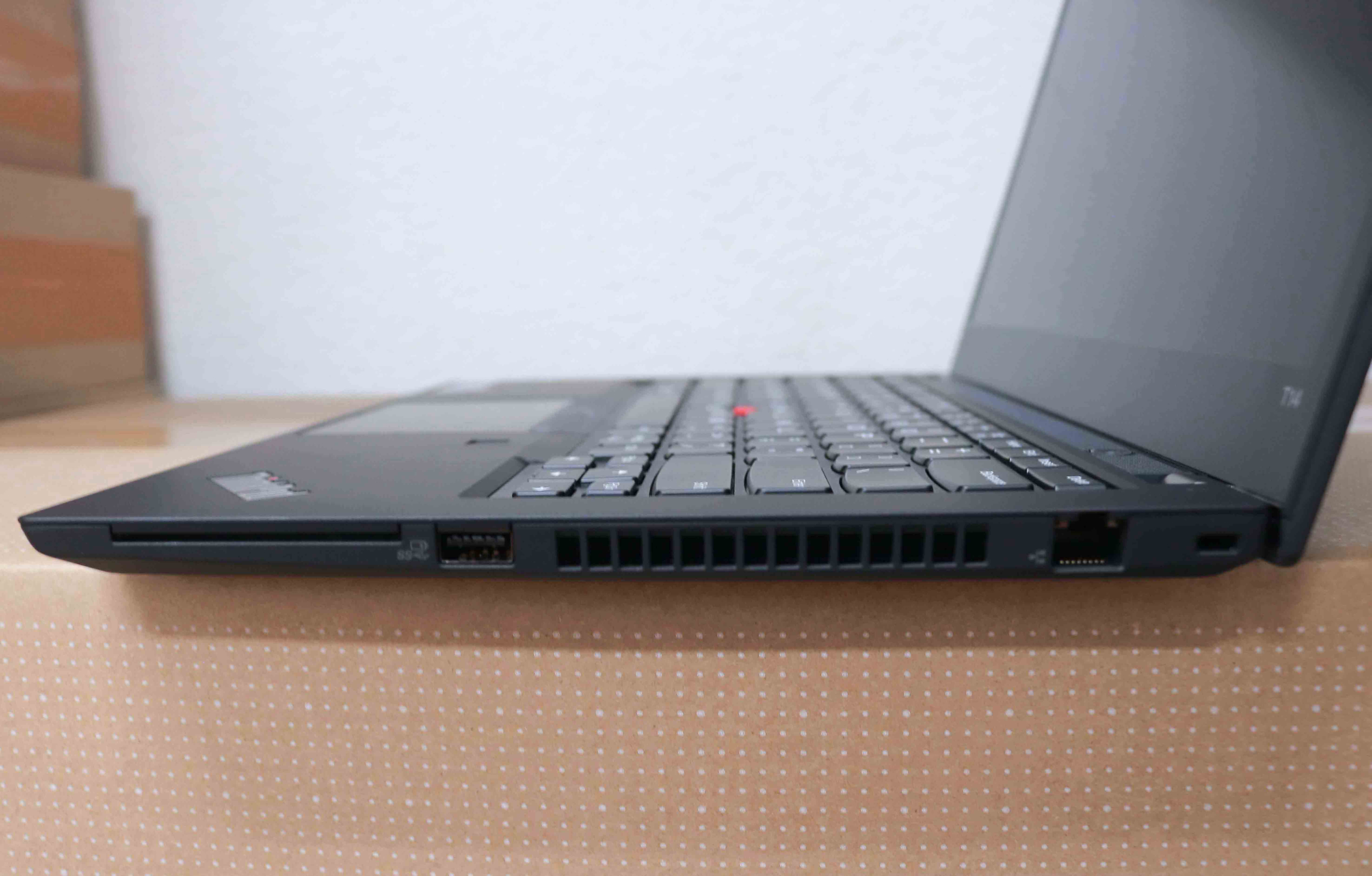 Hình ảnh chi tiết Laptop Lenovo ThinkPad T14 G2 (20W0016EVA) - Ảnh số 2