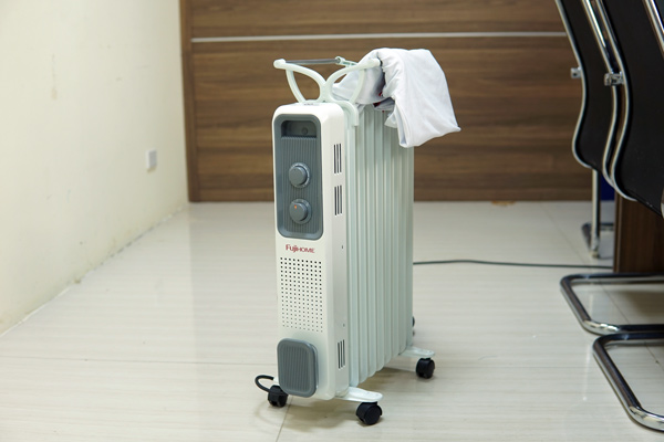 Hình ảnh chi tiết Máy sưởi dầu FUJIHOME OH849 - Ảnh số 12